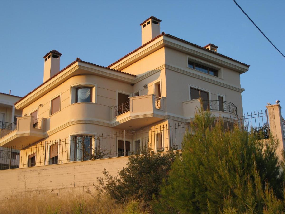 Apartment With A Garden, Bbq, Swimming Pool And Jacuzzi Dhráfi 外观 照片